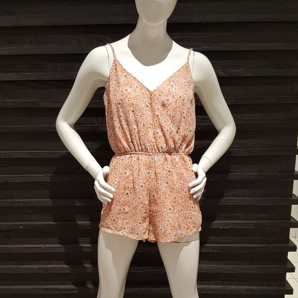 Forever21 Floral Daisy Romper